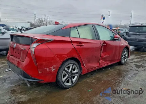 2017 Toyota Prius z USA, uszkodzony, nr VIN JTDKARFU7H3531453